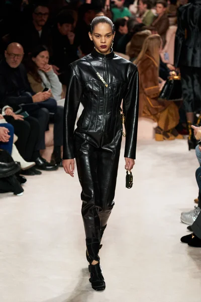 Look 21
